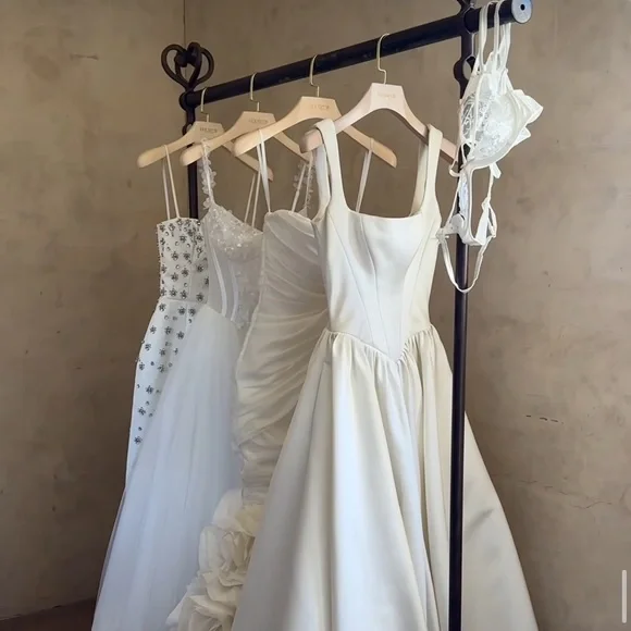 House of CB ‘Nathalie’ White Floral Lace Tulle Bridal Wedding Dress/Gown - Picture 3 of 4